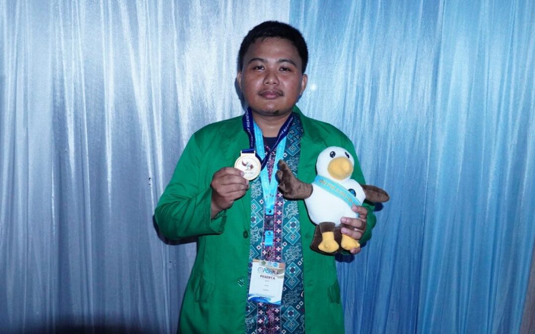 Deni Candra, Mahasiswa Prodi Matematika UIN Alauddin Makassar Raih Medali Emas di OASE PTKI II