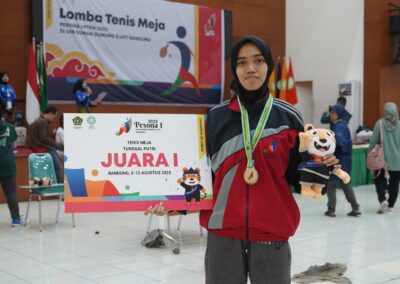 Nuraini S, Sumbang Medali Emas Untuk Kontingen UIN Makassar di Ajang Pesona I PTKN